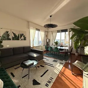 Urban Jungle - Attico Vista Duomo Apartment
